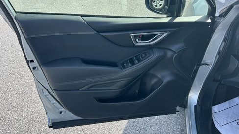 Used 2022 Subaru Forester Premium image 15