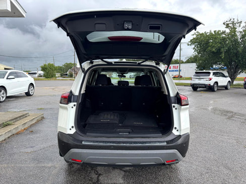 Used 2021 Nissan Rogue SV image 7