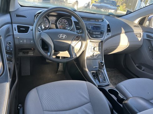 Used 2016 Hyundai Elantra SE image 13