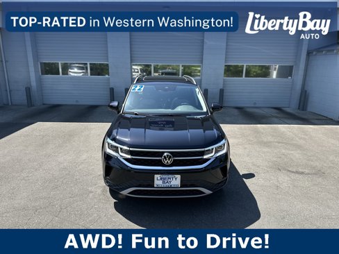 Used 2022 Volkswagen Taos SEL image 3