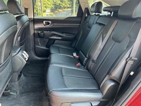 Used 2021 Kia Sorento S w/ Panoramic Sunroof Package image 28