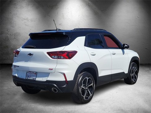 Certified 2021 Chevrolet TrailBlazer RS w/ Technology Package image 3