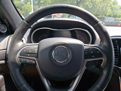 Certified 2019 Jeep Grand Cherokee Altitude image 18