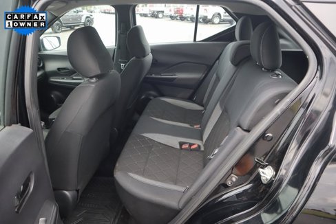 Used 2020 Nissan Kicks S image 14