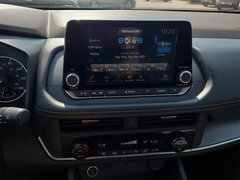 Used 2023 Nissan Rogue SV image 21