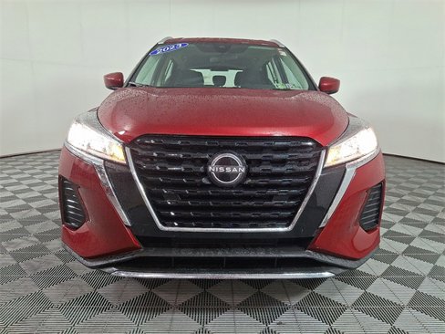 Used 2023 Nissan Kicks SV image 5