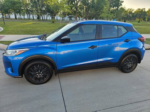 Used 2024 Nissan Kicks S image 6