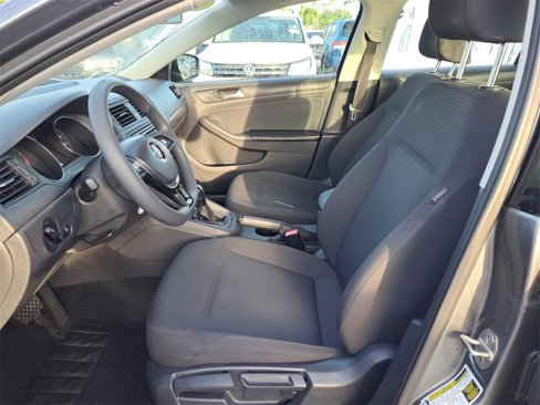 Used 2016 Volkswagen Jetta S image 14