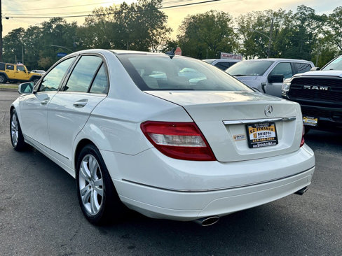 Used 2010 Mercedes-Benz C 300 4MATIC Sedan image 5