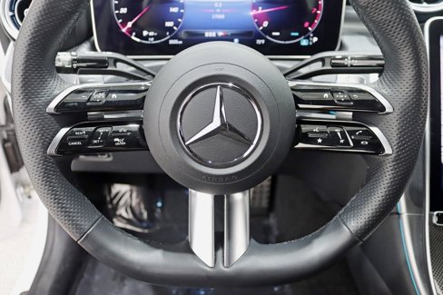 Used 2023 Mercedes-Benz C 300 4MATIC Sedan image 16