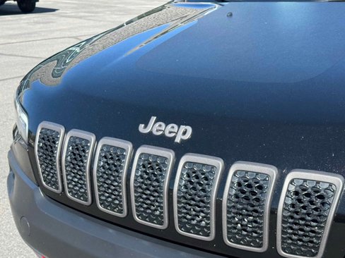 Used 2020 Jeep Cherokee Trailhawk w/ Comfort/Convenience Group image 13