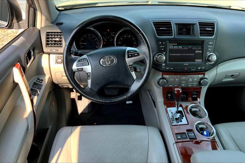 Used 2012 Toyota Highlander Limited image 5