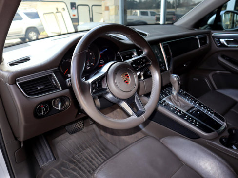 Used 2017 Porsche Macan GTS image 20
