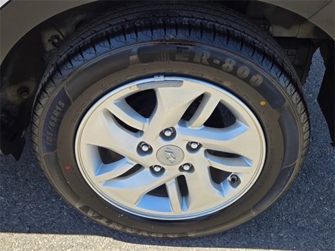Used 2024 Hyundai Venue SE image 11
