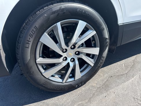 Used 2023 Chevrolet Equinox Premier image 5