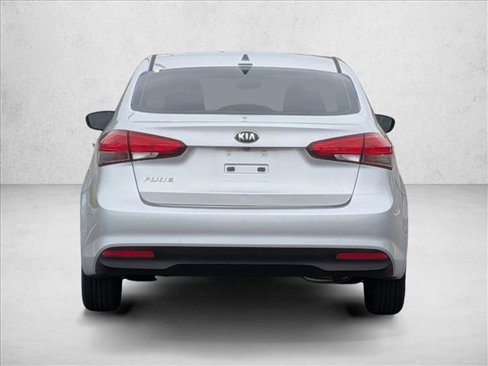 Used 2018 Kia Forte LX w/ LX Popular Package image 6