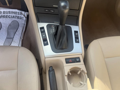 Used 2004 BMW 325xi Sedan image 29