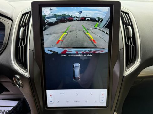 Used 2024 Ford Edge SEL image 22