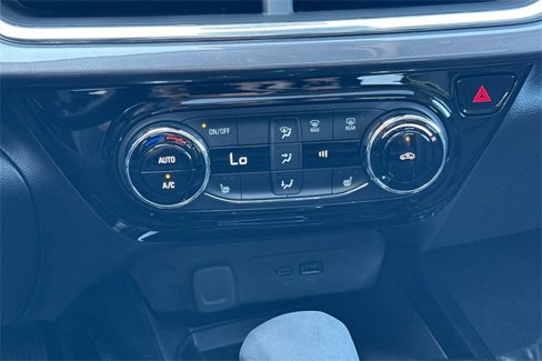 New 2025 Chevrolet Trax ACTIV w/ Sunroof Package image 26