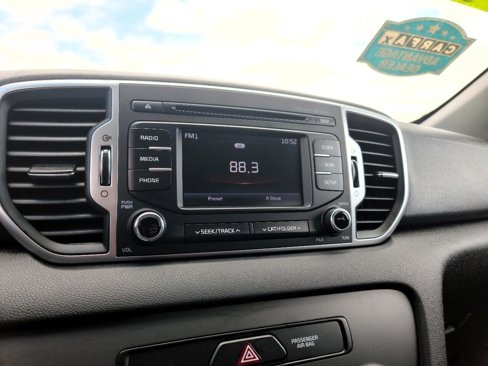 Used 2018 Kia Sportage LX image 13