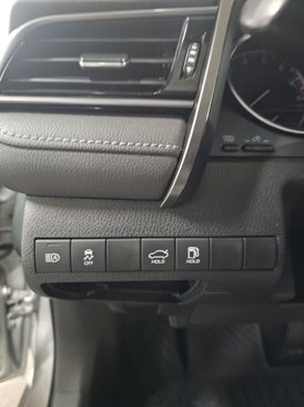 Used 2020 Toyota Camry SE image 12
