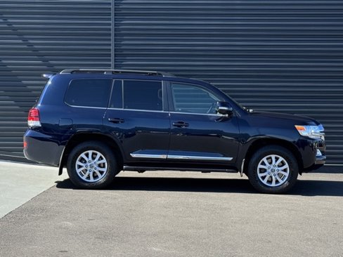 Used 2019 Toyota Land Cruiser image 8