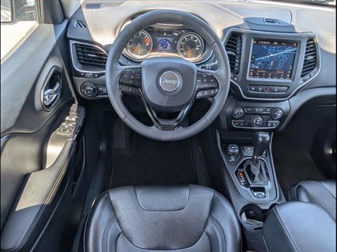 Used 2023 Jeep Cherokee Altitude Lux image 10
