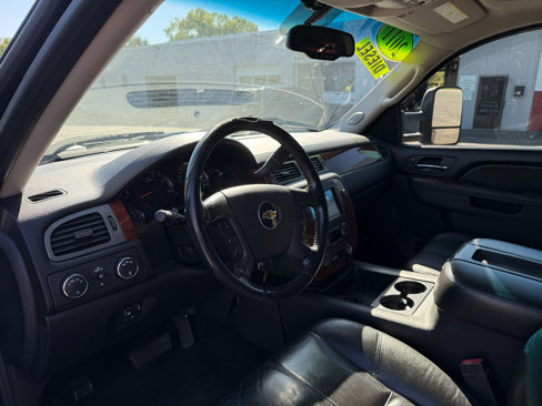Used 2011 Chevrolet Silverado 2500 LTZ w/ Suspension Package, Off-Road image 28