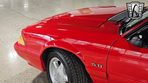 Used 1988 Ford Mustang LX image 3
