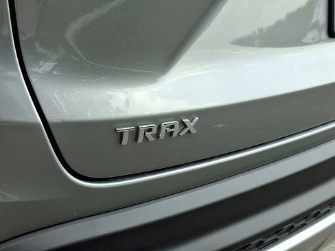 New 2025 Chevrolet Trax LT image 19