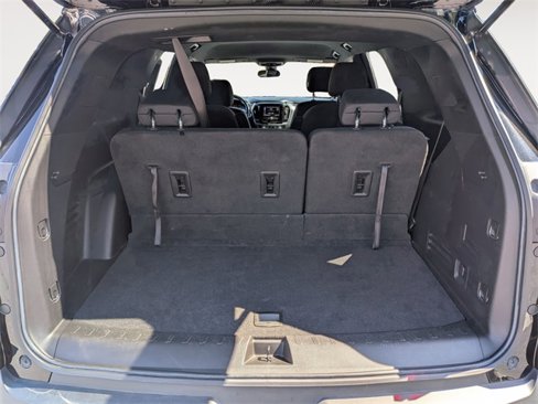 Used 2022 Chevrolet Traverse LT image 27