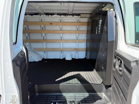 Used 2023 GMC Savana 2500 w/ Driver Convenience Package image 22