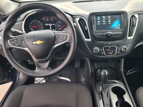 Used 2018 Chevrolet Malibu LS image 12