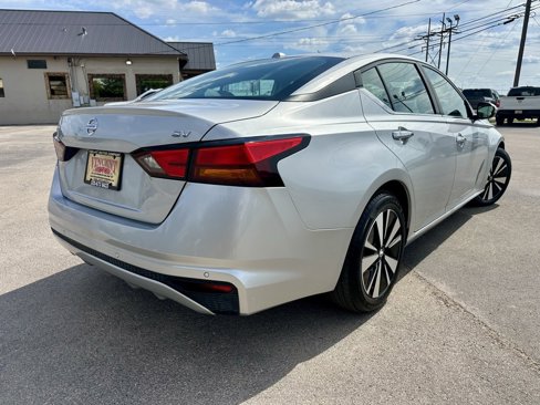 Used 2022 Nissan Altima 2.5 SV image 5