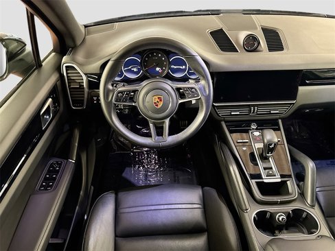 Used 2019 Porsche Cayenne S image 23