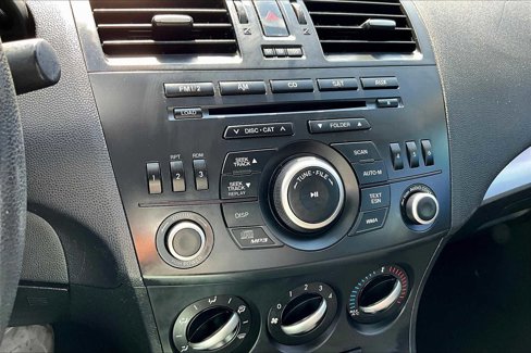 Used 2013 MAZDA MAZDA3 i SV image 26