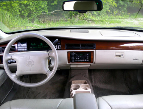 Used 1995 Cadillac De Ville Concours image 29