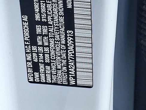 Certified 2023 Porsche Cayenne Platinum Edition image 29