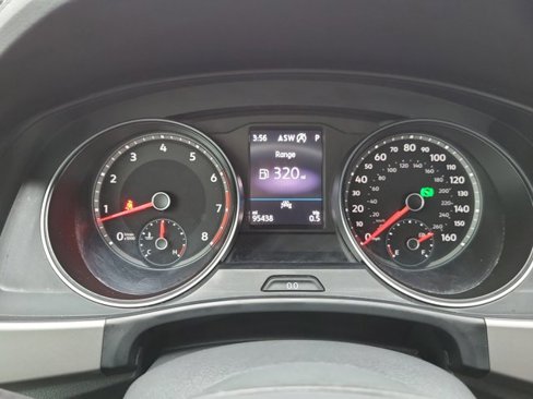 Used 2020 Volkswagen Atlas Cross Sport SE w/ Panoramic Sunroof Package image 39