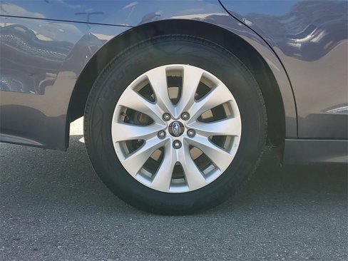 Used 2017 Subaru Legacy 2.5i Premium image 5