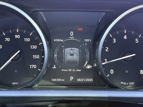 Used 2017 Land Rover Range Rover Sport SE image 18