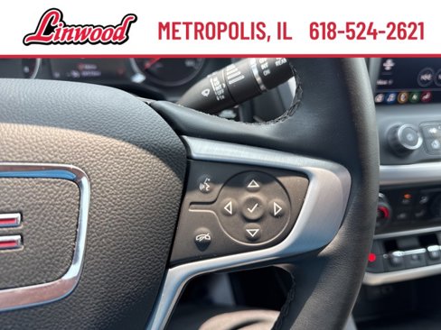 Used 2023 GMC Acadia SLT image 18