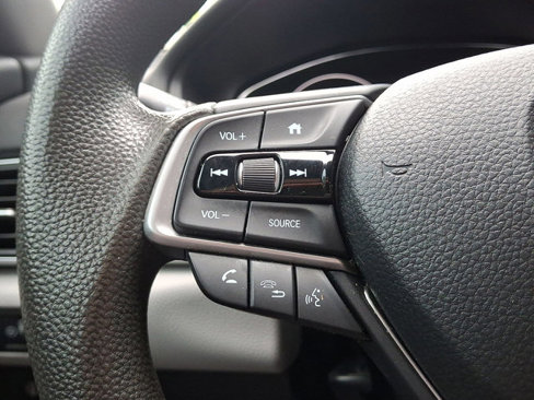 Used 2018 Honda Accord LX image 18