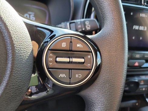 Used 2023 Kia Soul S image 28