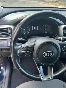 Used 2016 Kia Sorento LX w/ LX Convenience Package image 33