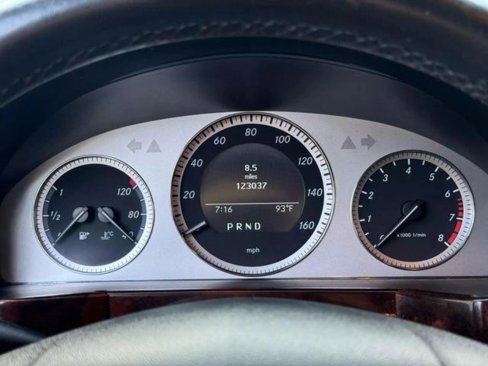 Used 2012 Mercedes-Benz GLK 350 4MATIC image 31