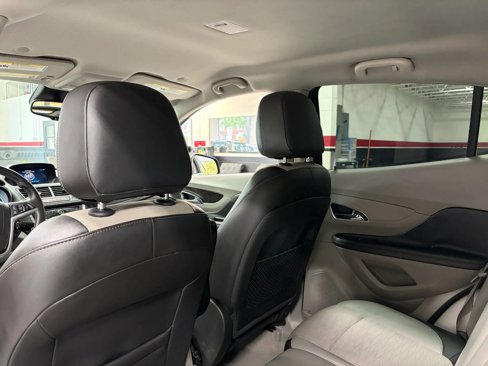 Used 2016 Buick Encore FWD image 24