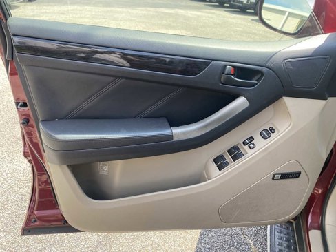 Used 2007 Toyota 4Runner Limited image 19