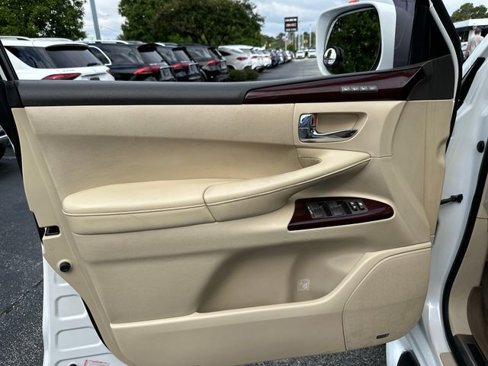 Used 2014 Lexus LX 570 4WD image 20