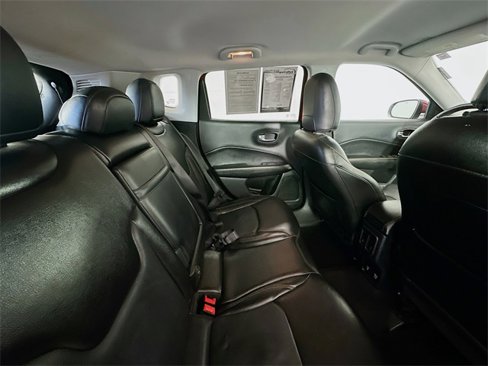 Used 2018 Jeep Compass Limited w/ Navigation Group image 27